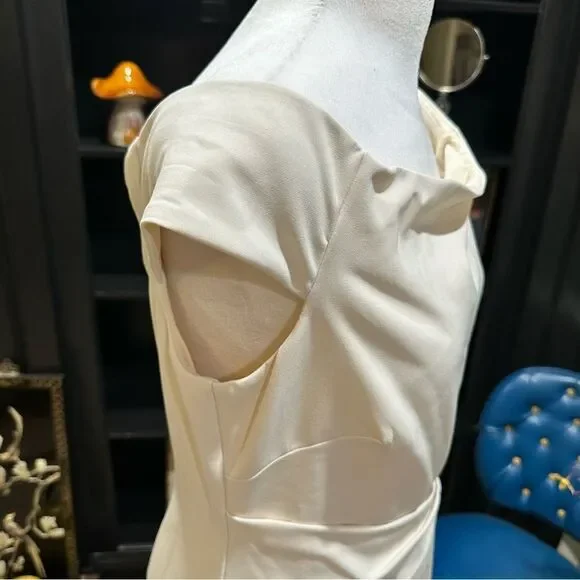 Lauren Ralph Lauren Off-Shoulder Dress – Size 10 – NWT – Mascarpone Cream - Picture 5 of 11